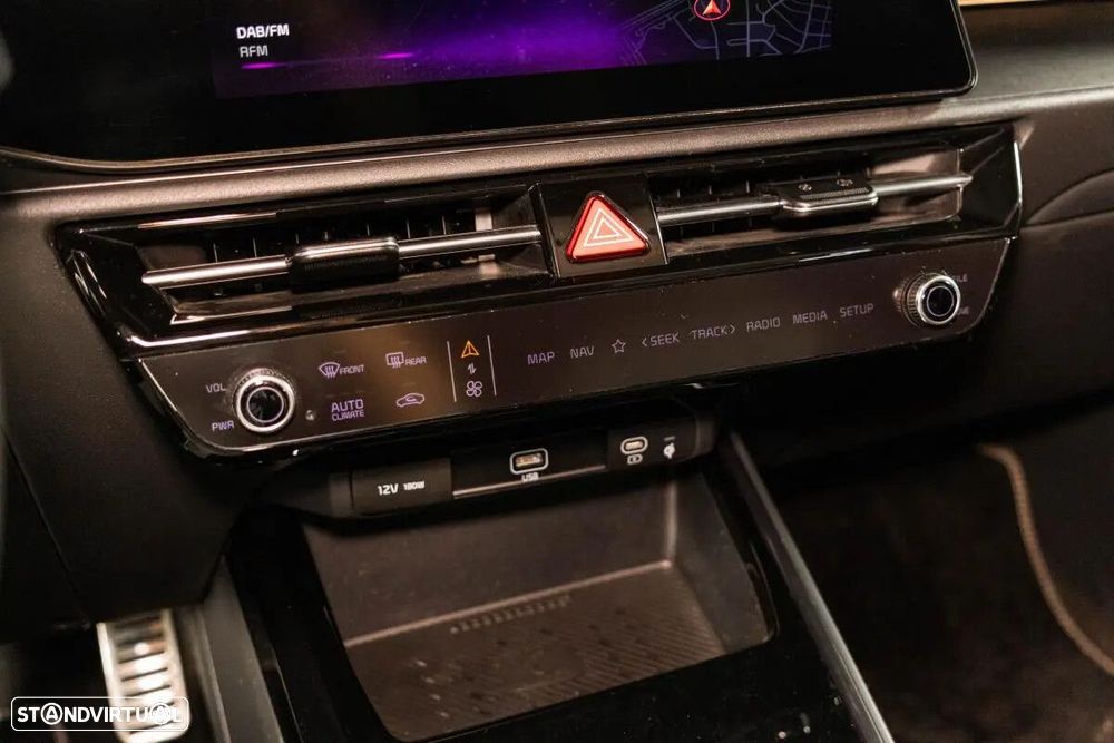 Kia Niro EV 64kWh Tech X - 34