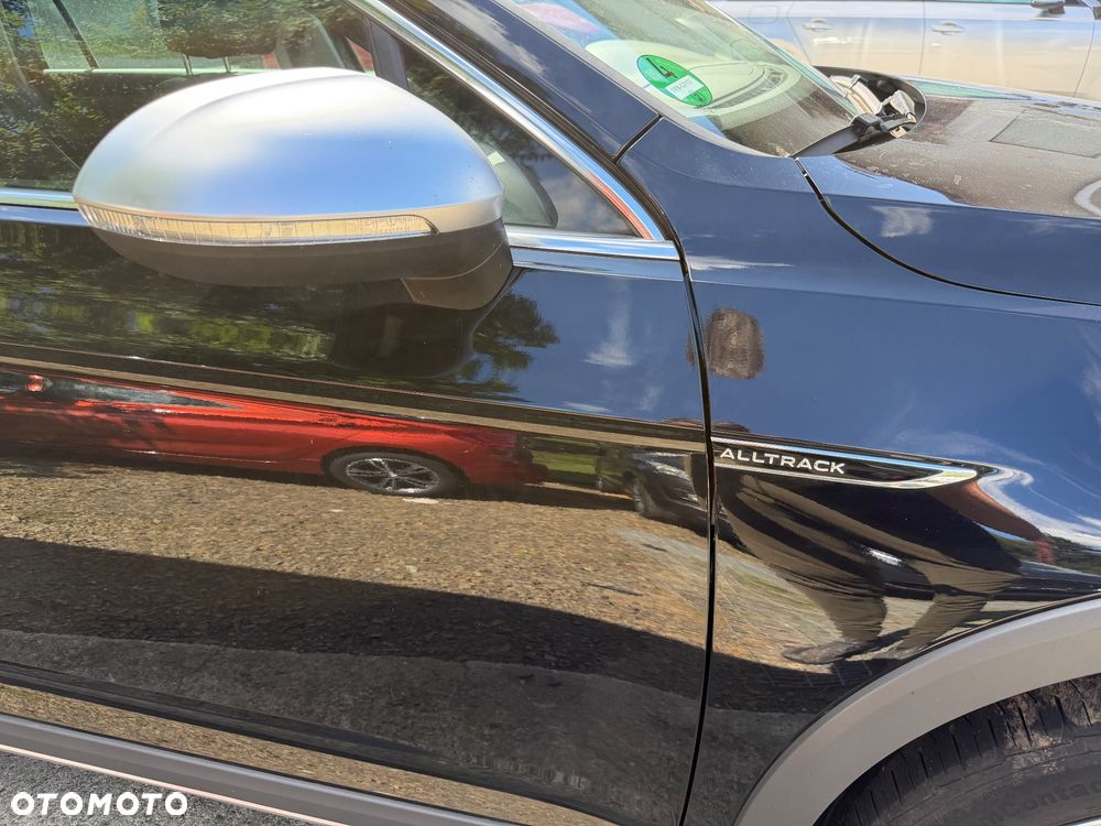 Volkswagen Passat Alltrack 2.0 TDI SCR DSG 4Motion - 17