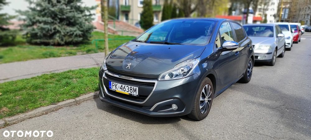 Peugeot 208 1.2 PureTech Style - 1