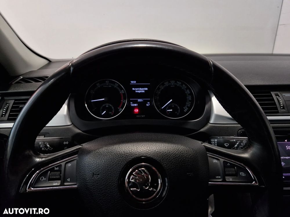 Skoda RAPID Spaceback 1.0 TSI Ambition - 8