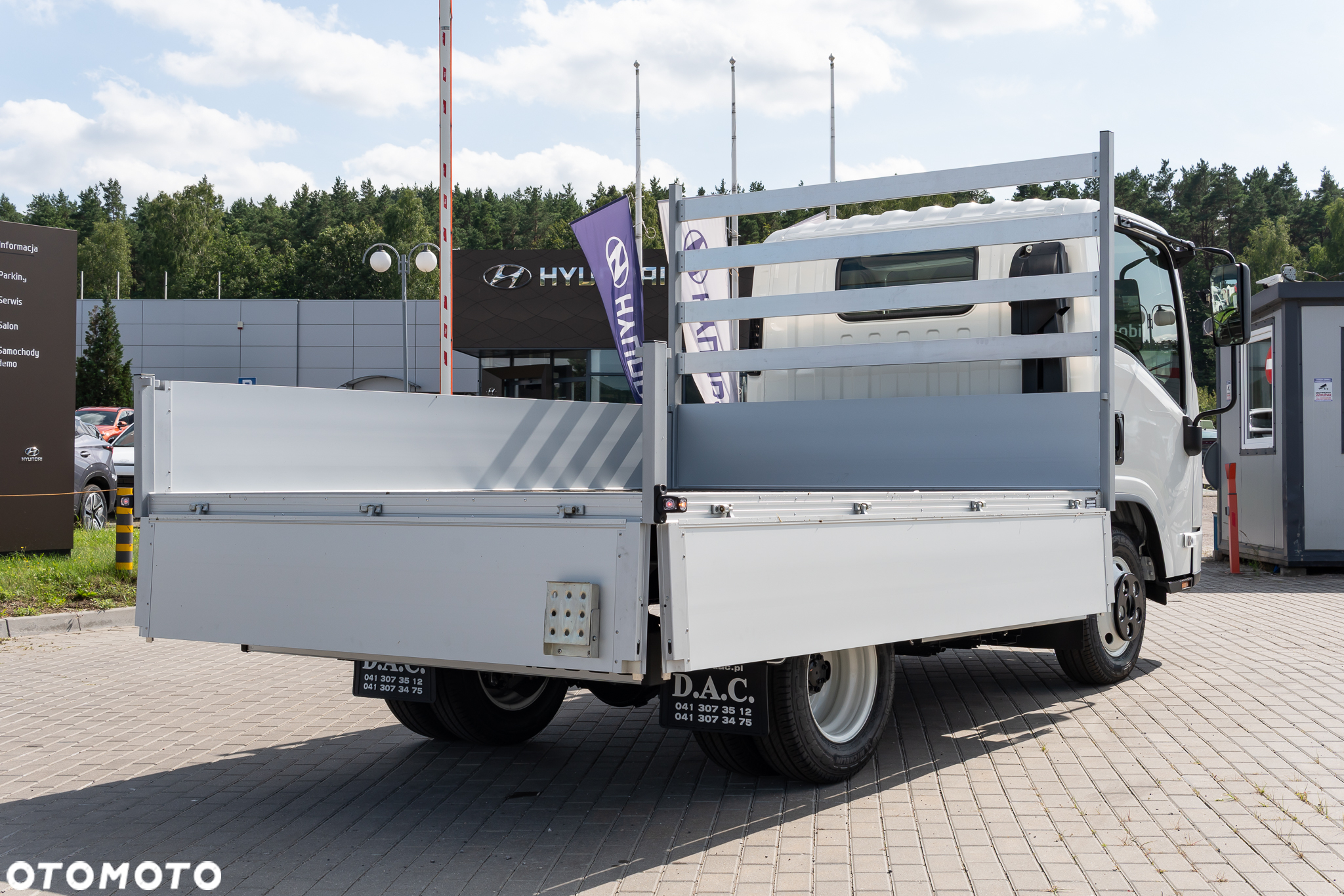 Isuzu M27 - 11