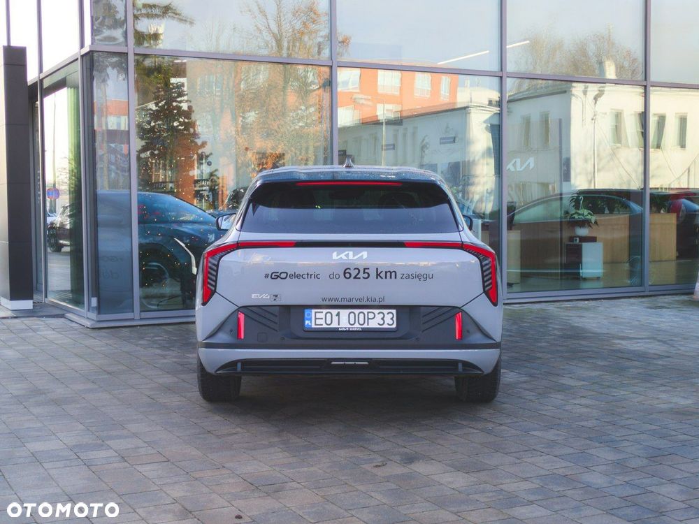 Kia EV4 - 4