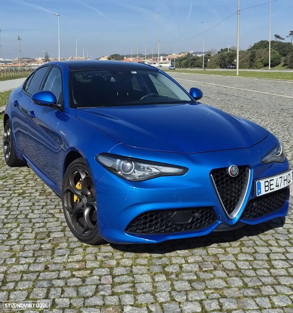 Alfa Romeo Giulia 2.0 Turbo 16V AT8-Q4 Veloce - 10
