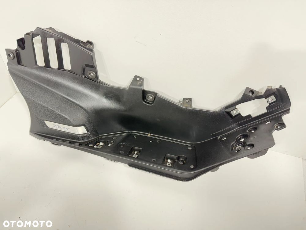 Podłoga P    Yamaha T-Max   560   TMAX    18-21R - 1