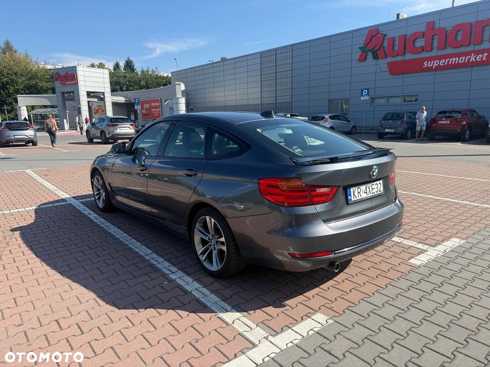 BMW 3GT 318d - 12