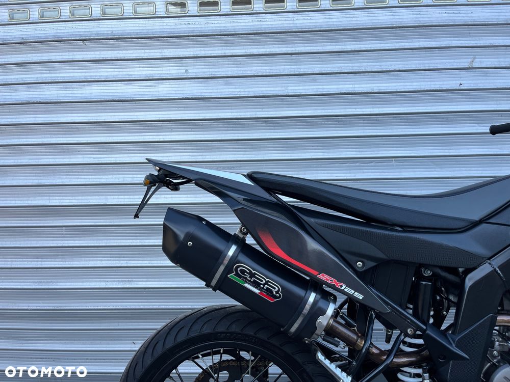 Aprilia SX - 33