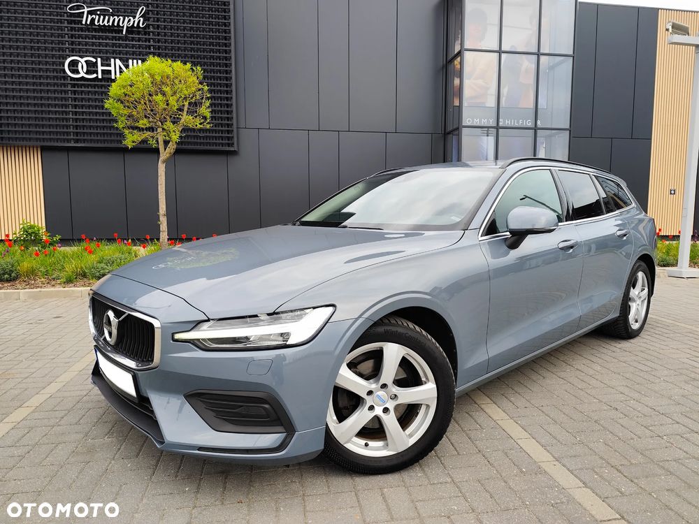 Volvo V60 B4 D Momentum Pro - 1