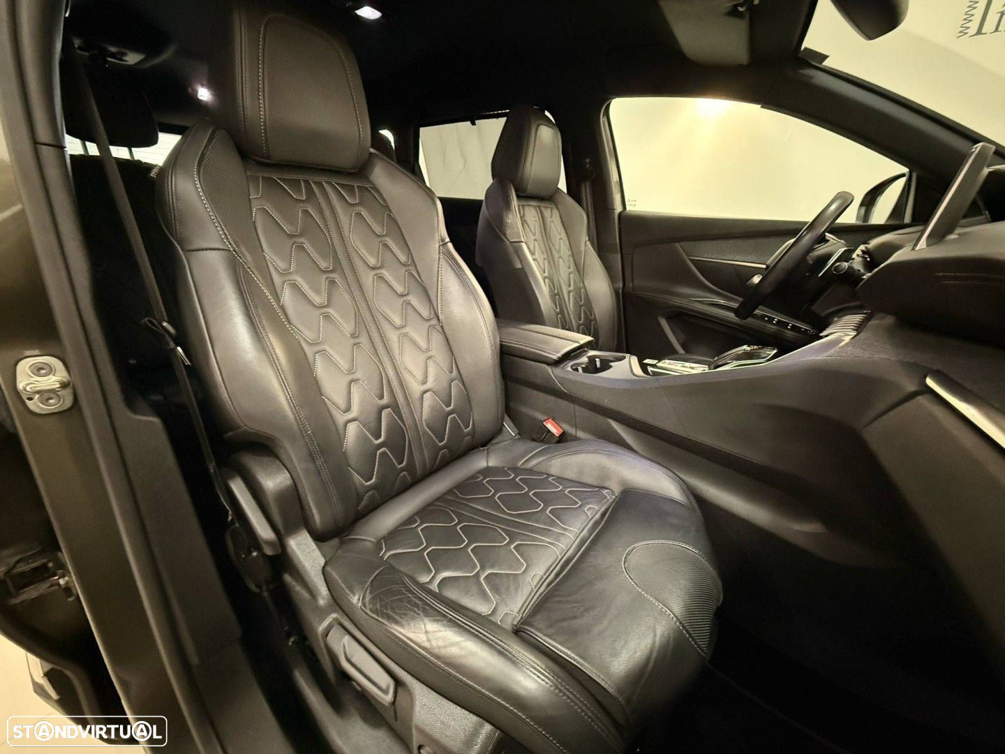 Peugeot 5008 1.5 BlueHDi GT EAT8 - 15