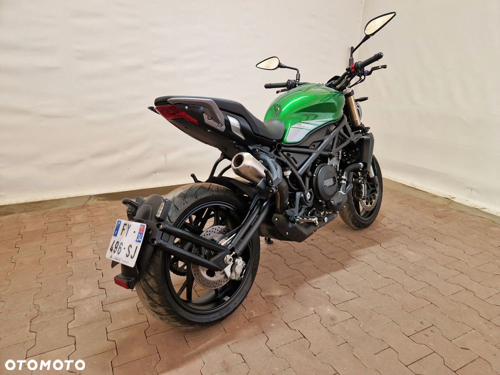 Benelli 752 S - 7