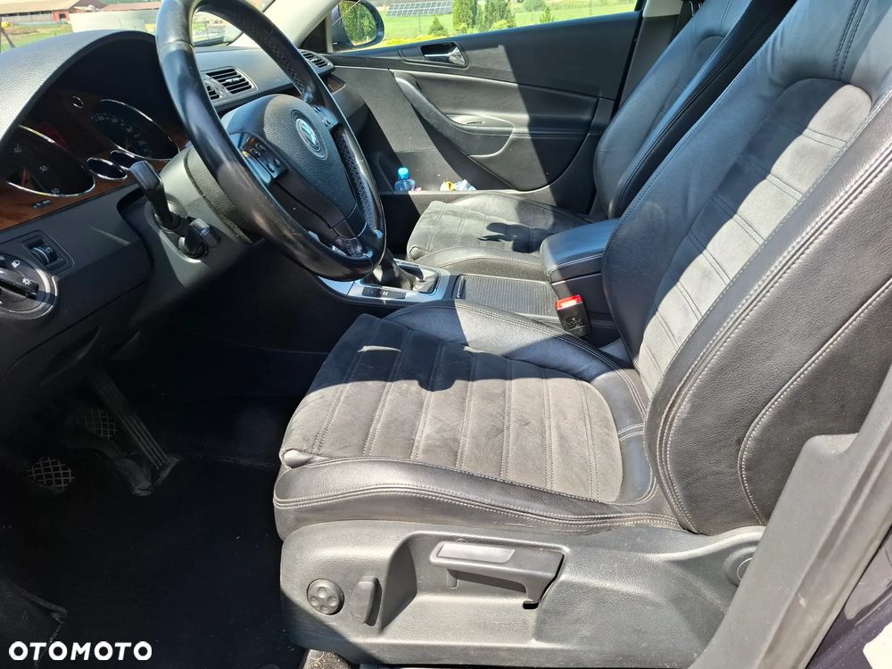 Volkswagen Passat 2.0 TDI Highline - 4
