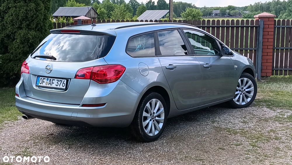 Opel Astra 1.4 Turbo - 26