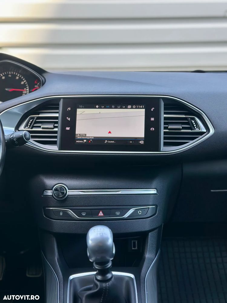 Peugeot 308 - 14