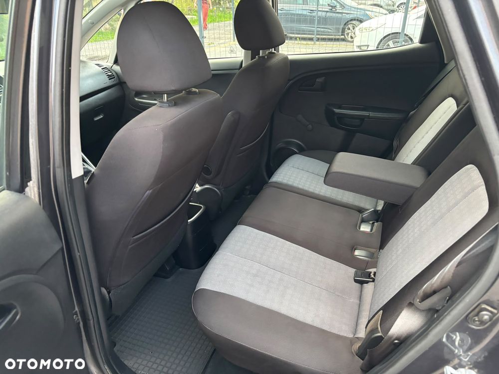 Kia Venga 1.4 M - 6