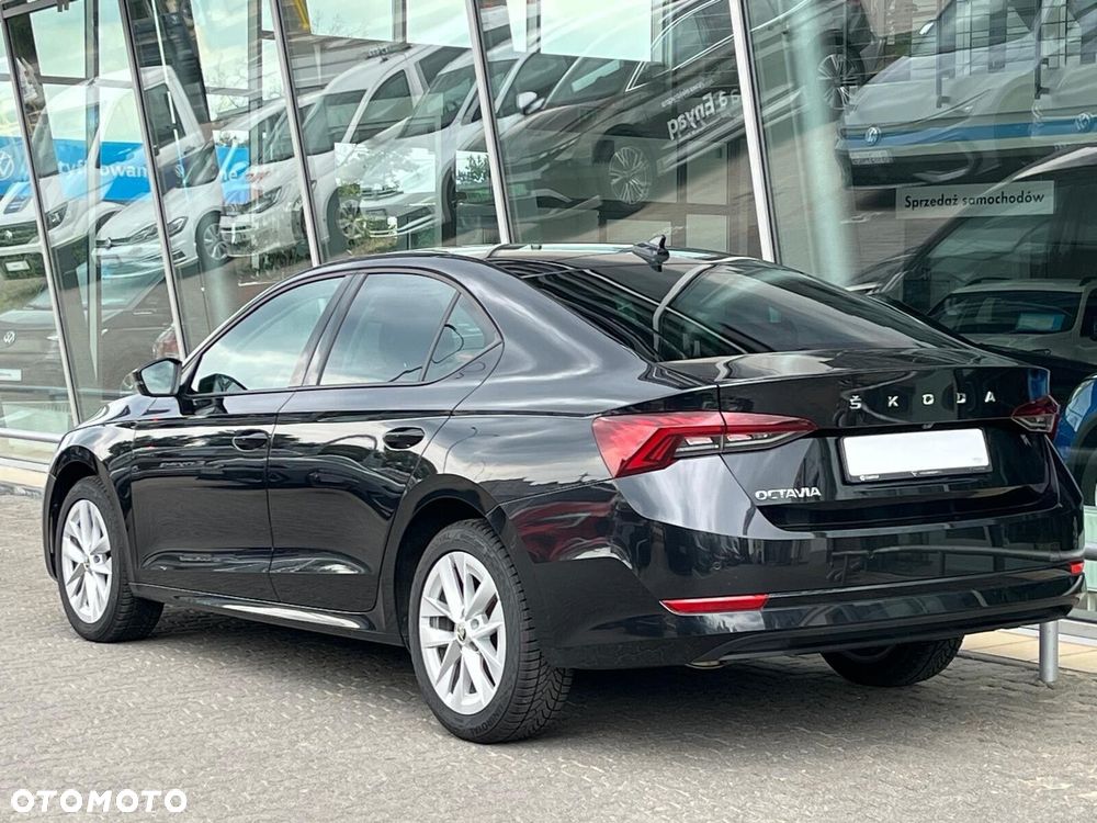 Skoda Octavia 2.0 TDI Ambition - 14