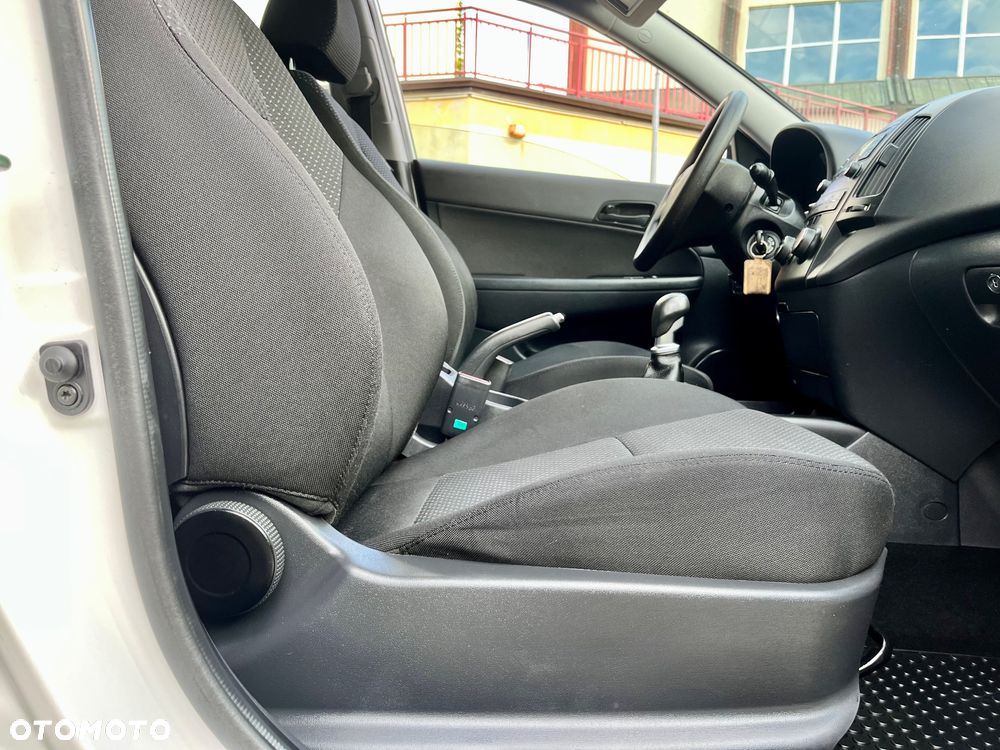 Hyundai i30 1.4 Edition 20 - 22
