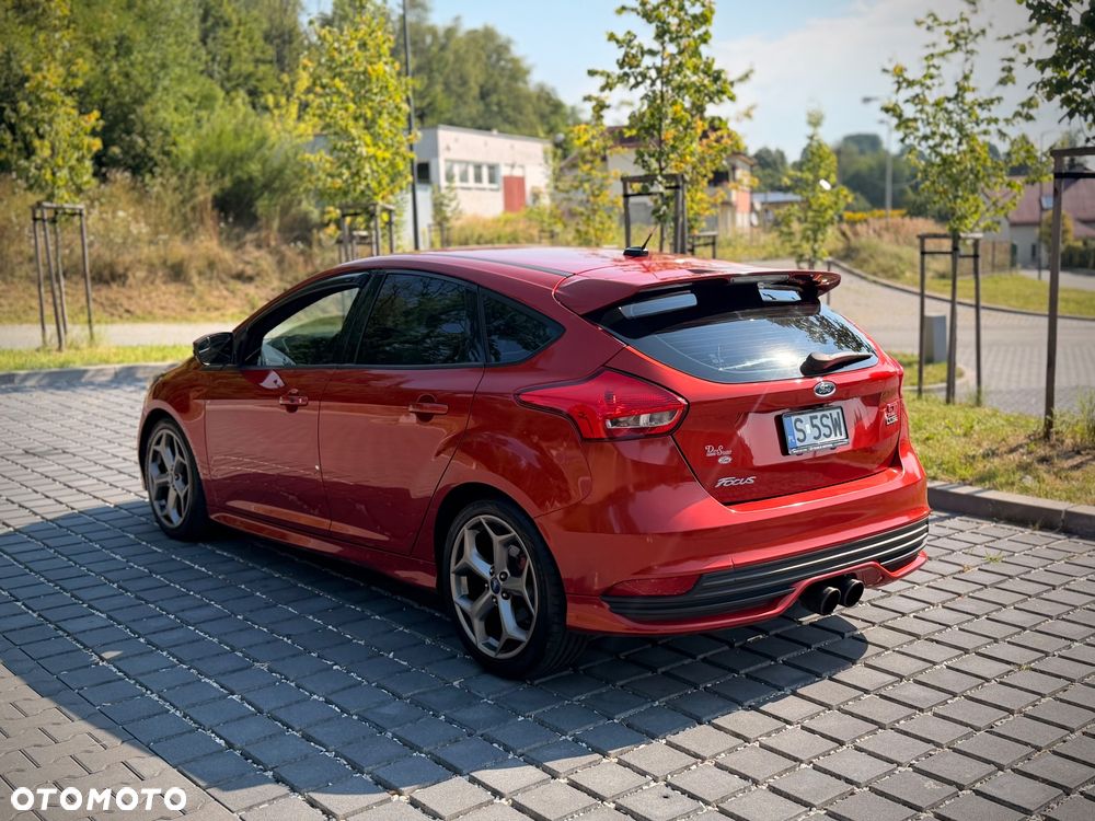 Ford Focus ST - 2