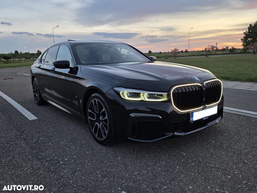 BMW Seria 7 745e - 13