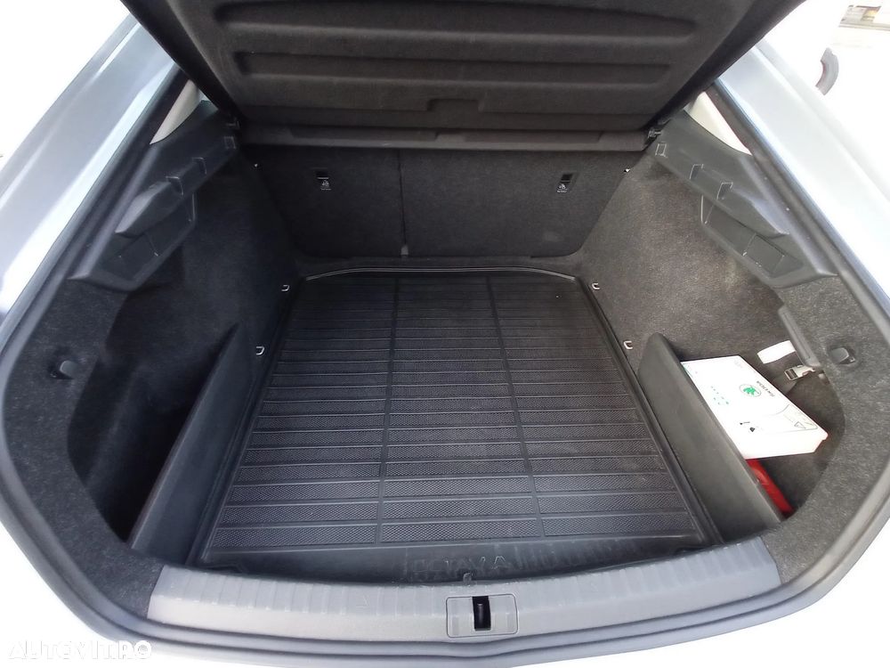 Skoda Octavia 2.0 TDI Ambition - 26