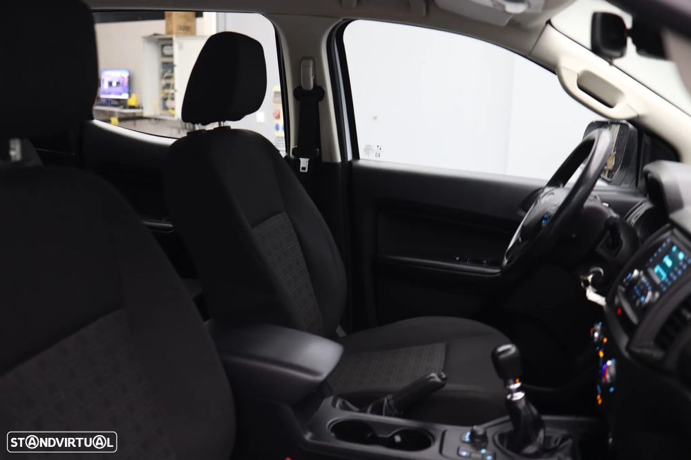 Ford RANGER 2.0 TDCI 4X4 3LUG - 25