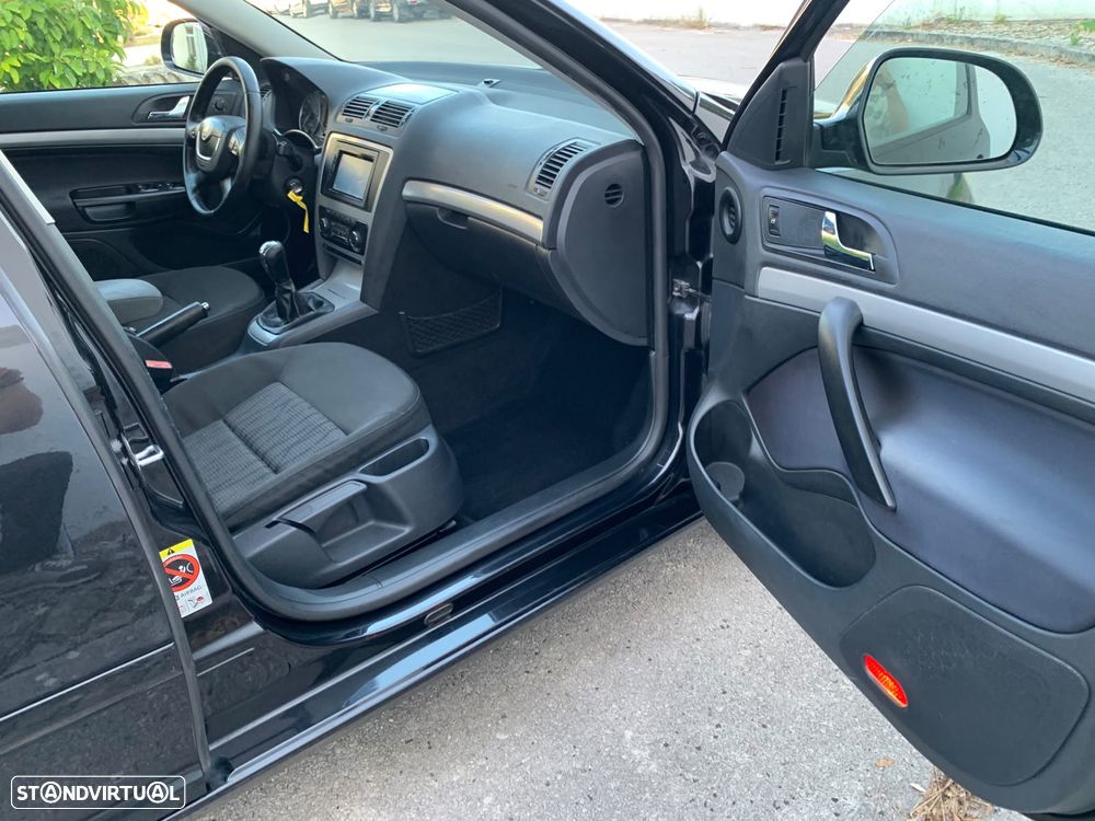 Skoda Octavia 1.6 TDI Ambition - 15