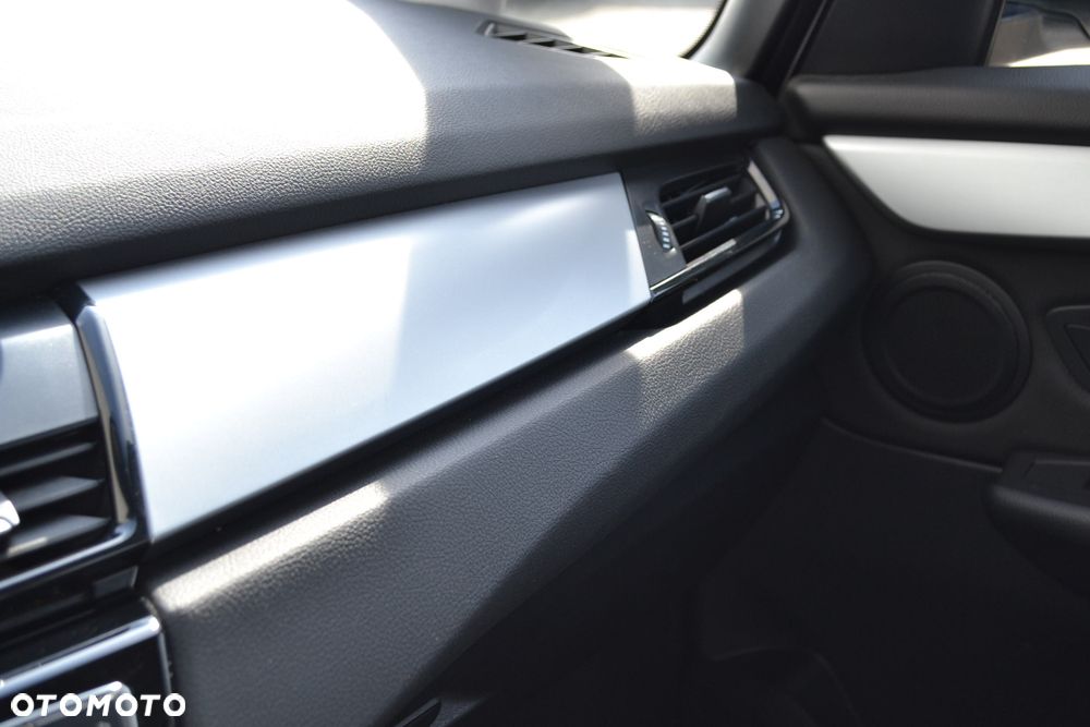 BMW Seria 2 218i GPF Advantage - 19
