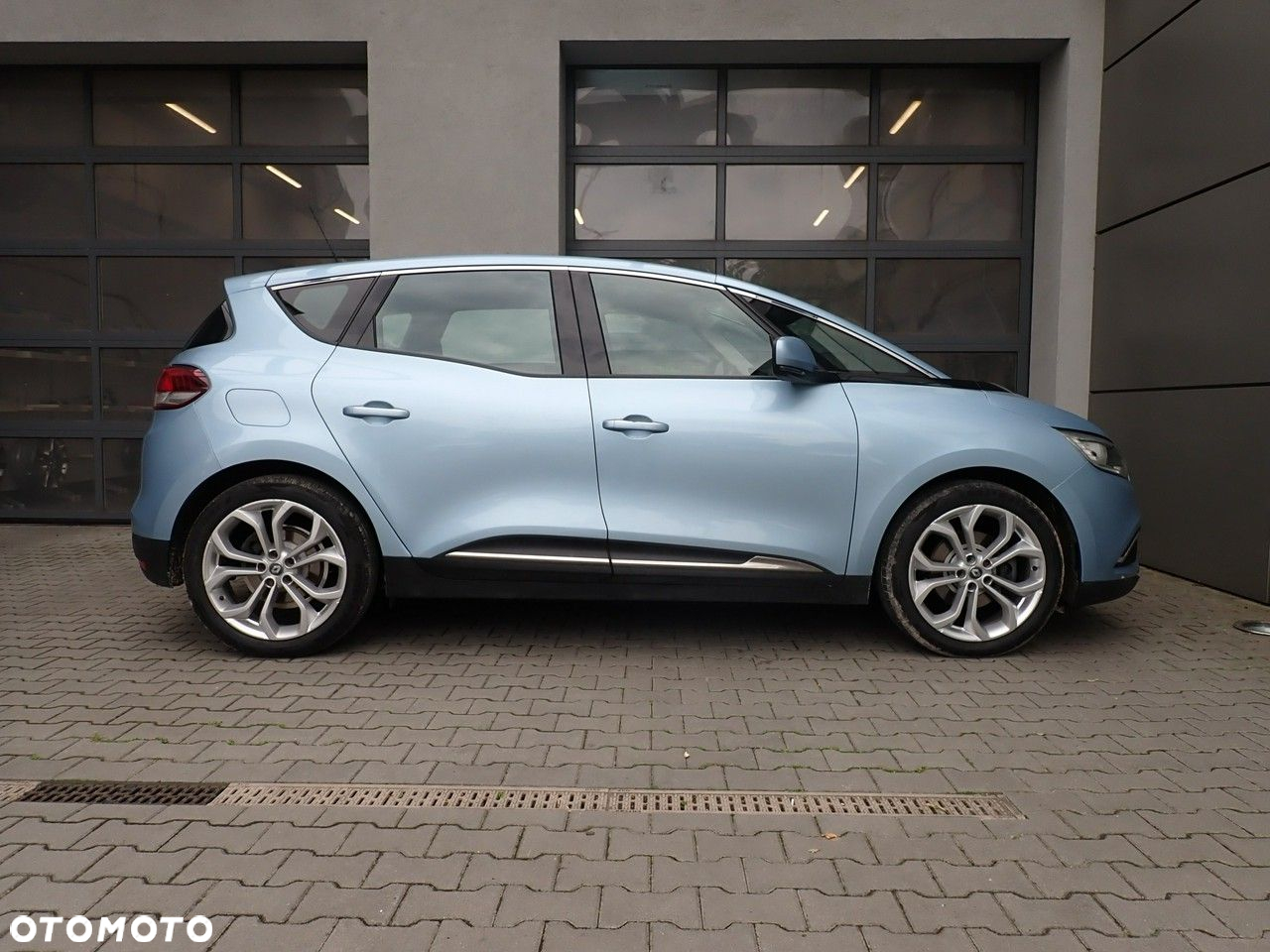 Renault Scenic - 5