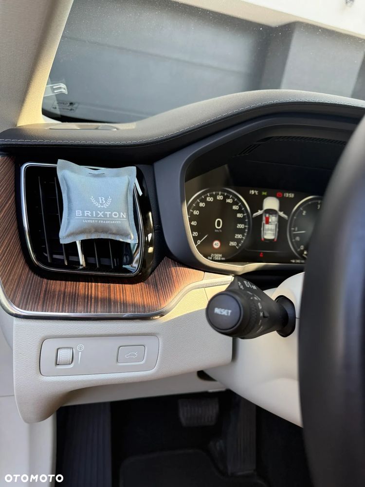 Volvo XC 60 D4 Inscription - 25