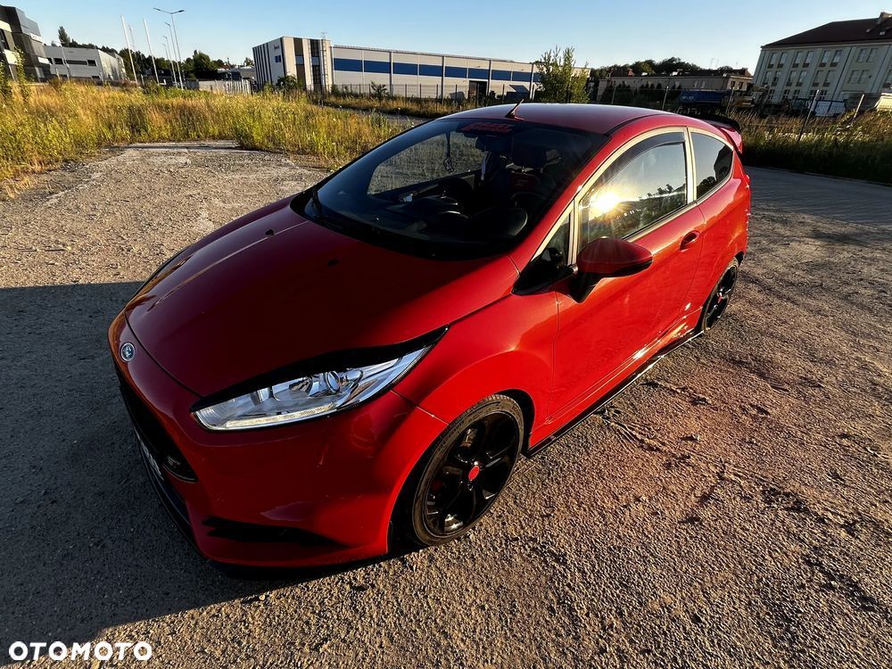 Ford Fiesta - 2