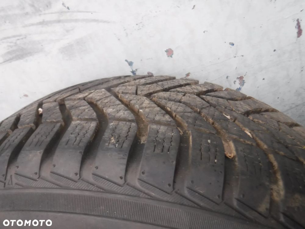 Opony Zimowe zima  Yokohama BluEarth 225/45/17 jak nowe 2 sztuki - 4