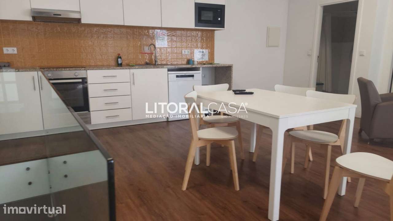 Quarto com despesas incluídas - Centro de Aveiro - Grande imagem: 2/25