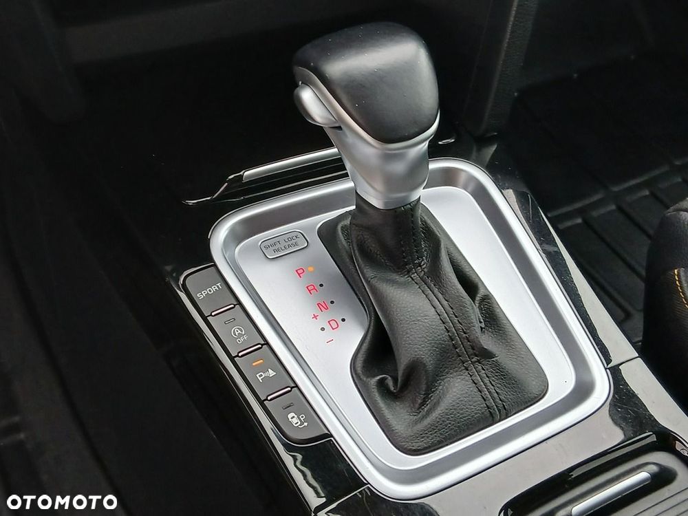 Kia XCeed - 22