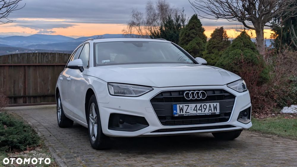 Audi A4 Avant 35 TFSI Sport S tronic - 4