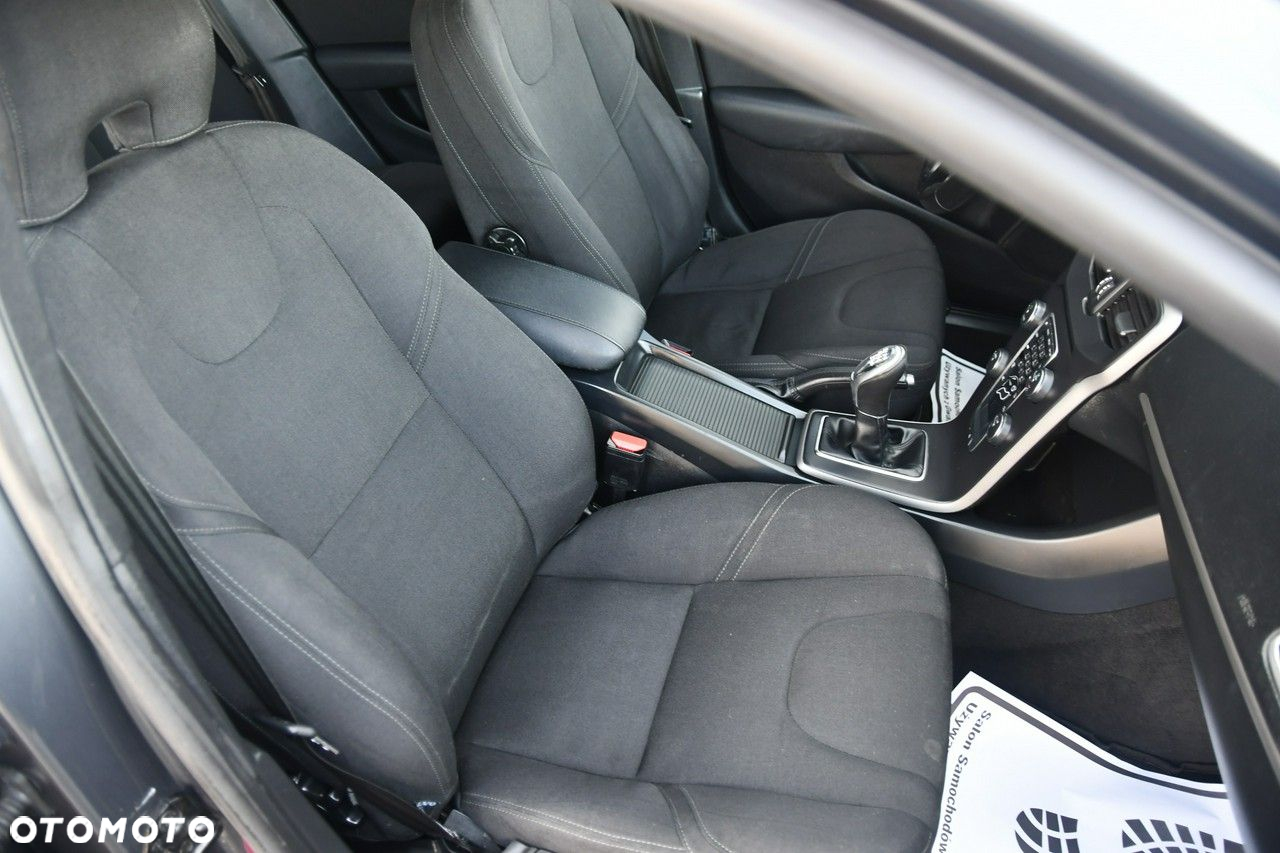 Volvo V40 - 21