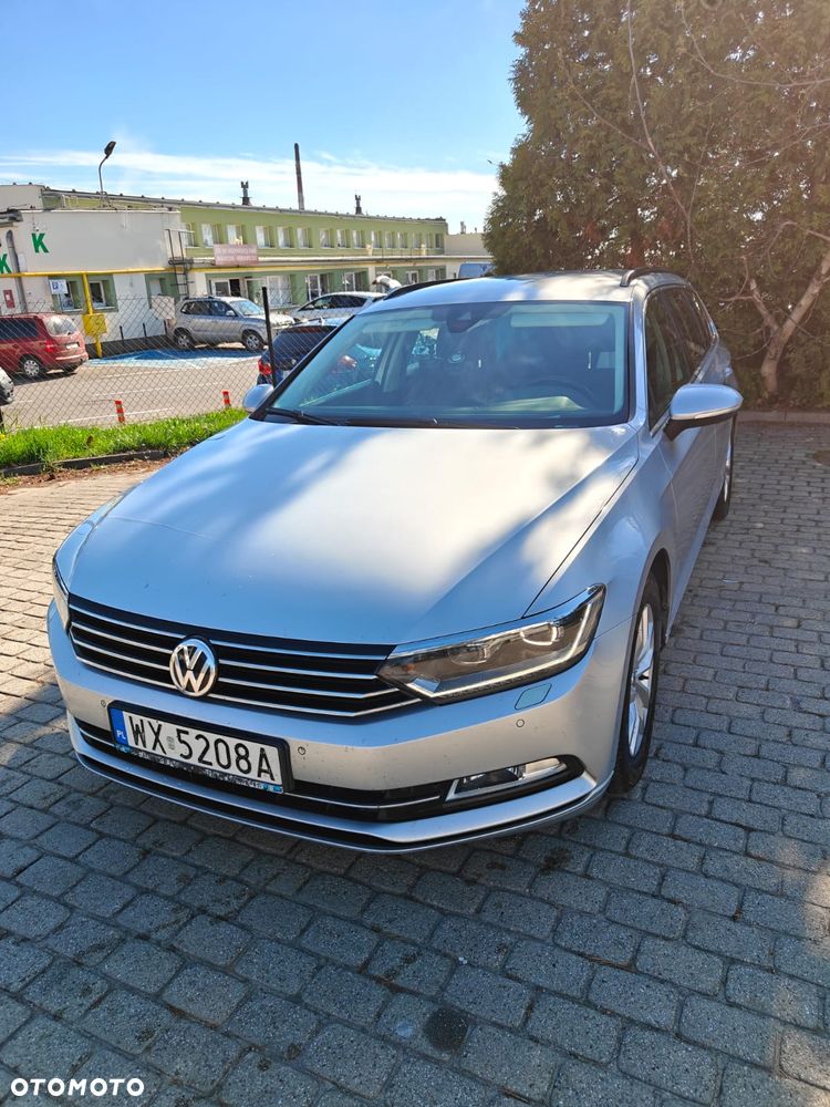 Volkswagen Passat 2.0 TDI SCR DSG Comfortline - 1