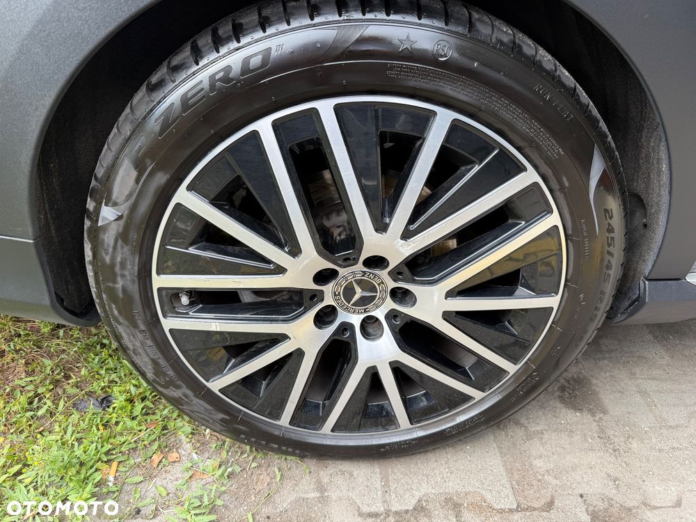 Mercedes-Benz Klasa E 220 d 4-Matic All-Terrain - 21
