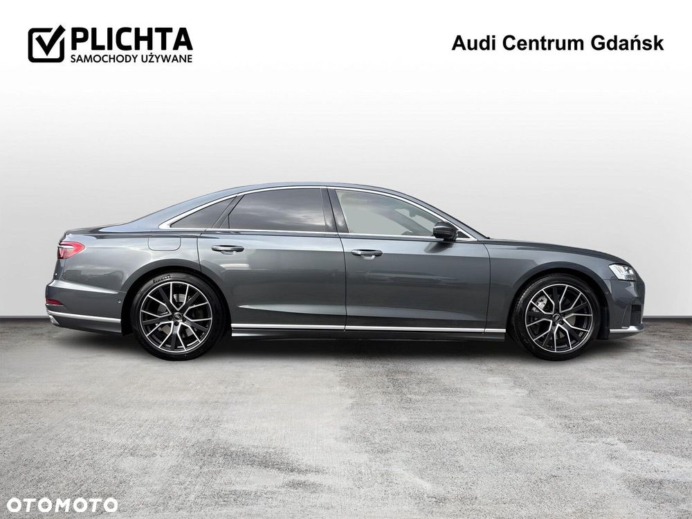 Audi A8 - 6