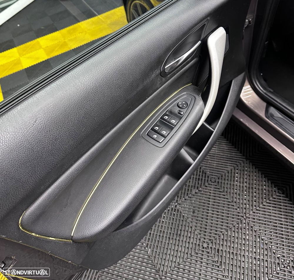 BMW 116 d EfficientDynamics Edition - 12