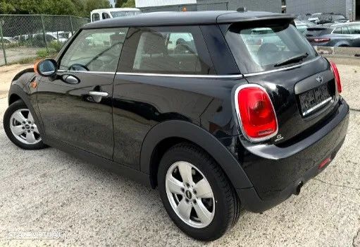 MINI 3 Portas One - 4