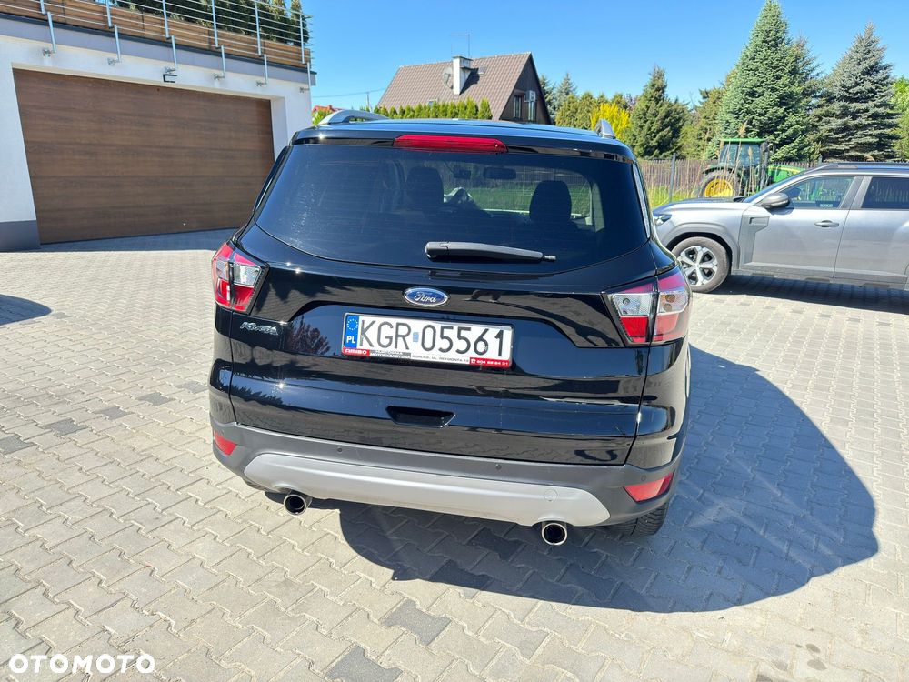 Ford Kuga - 4