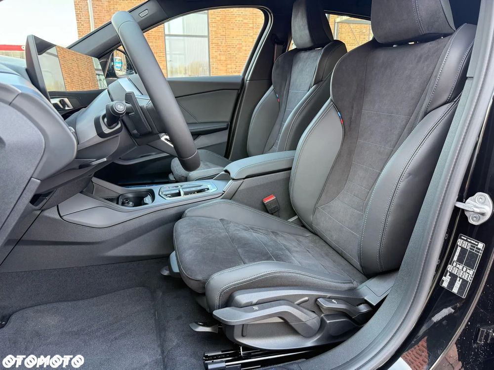 BMW Seria 1 120i - 8