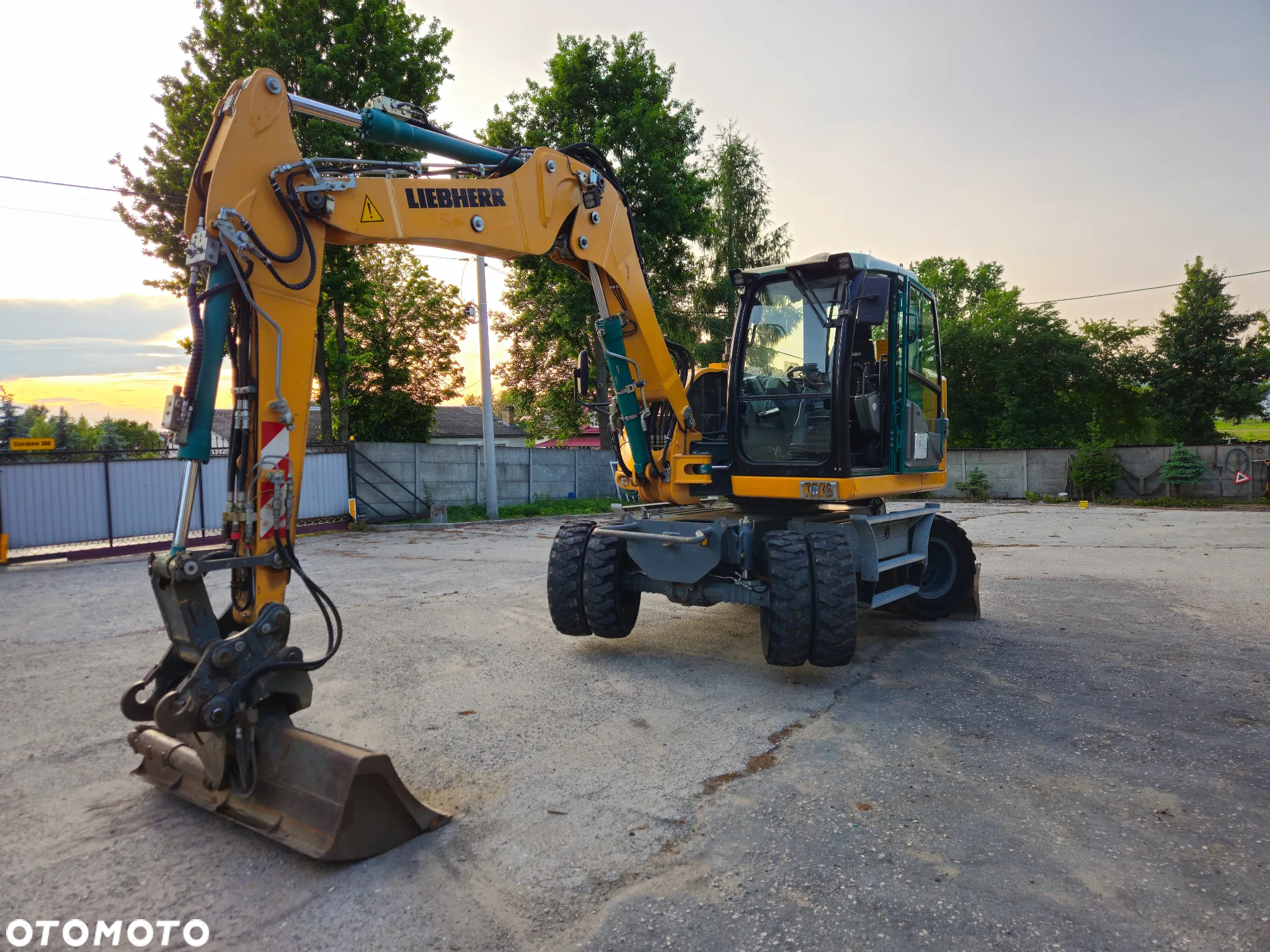 Liebherr 912 compact - 3