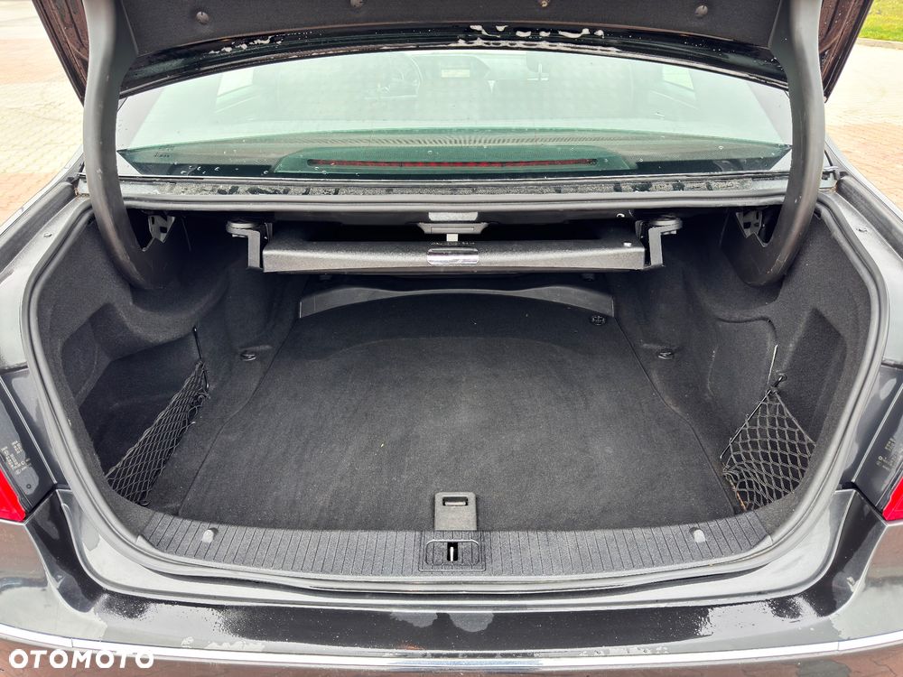 Mercedes-Benz Klasa E 350 CDI BlueEff Avantgarde - 13