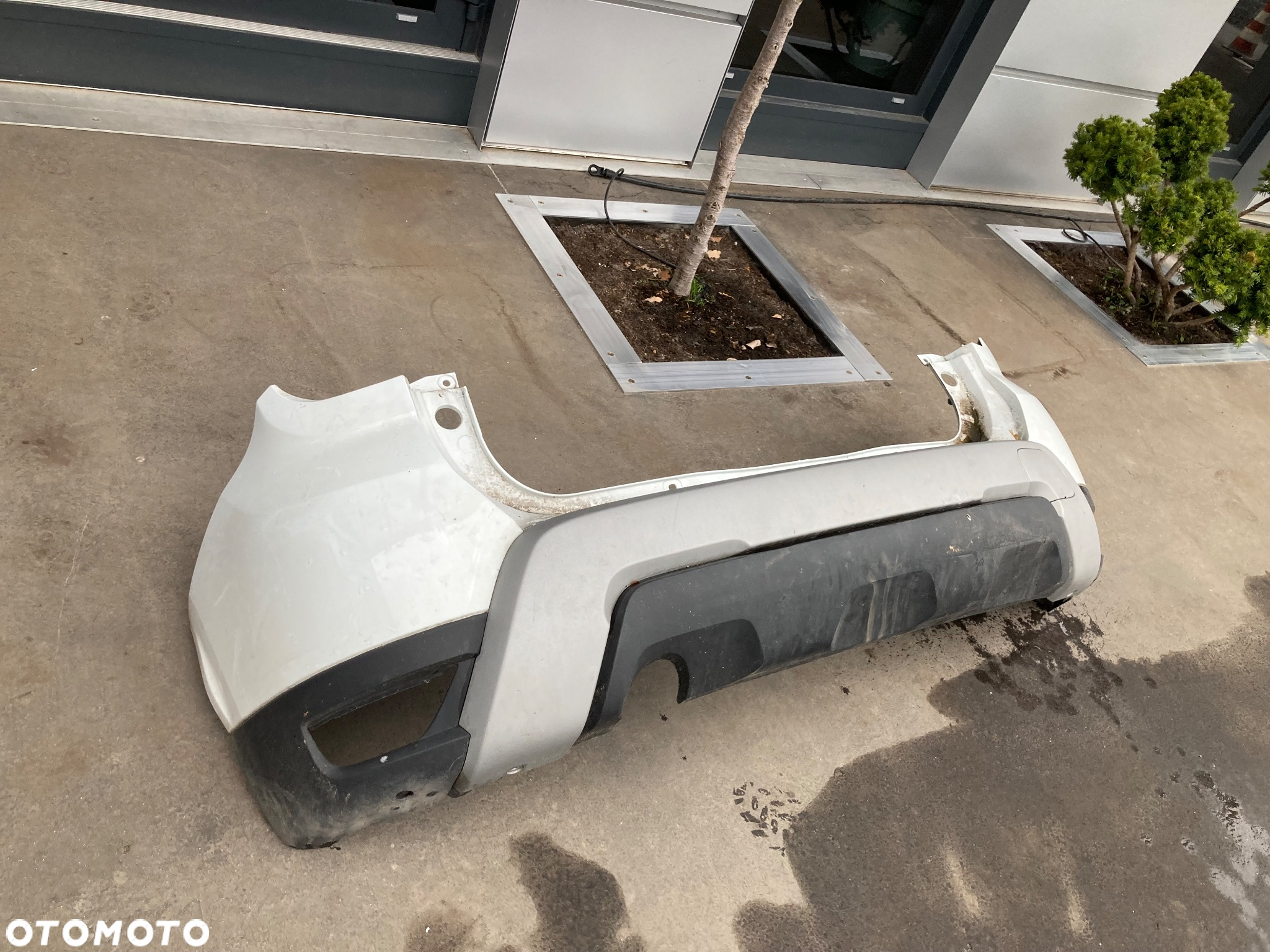 DACIA DUSTER 2 II 1ZDERZAK TYLNY  TYŁ TYLNI   Wwa - 2