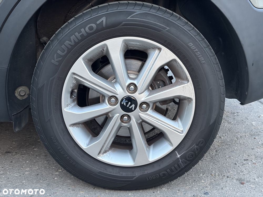 Kia Stonic 1.2 M - 23