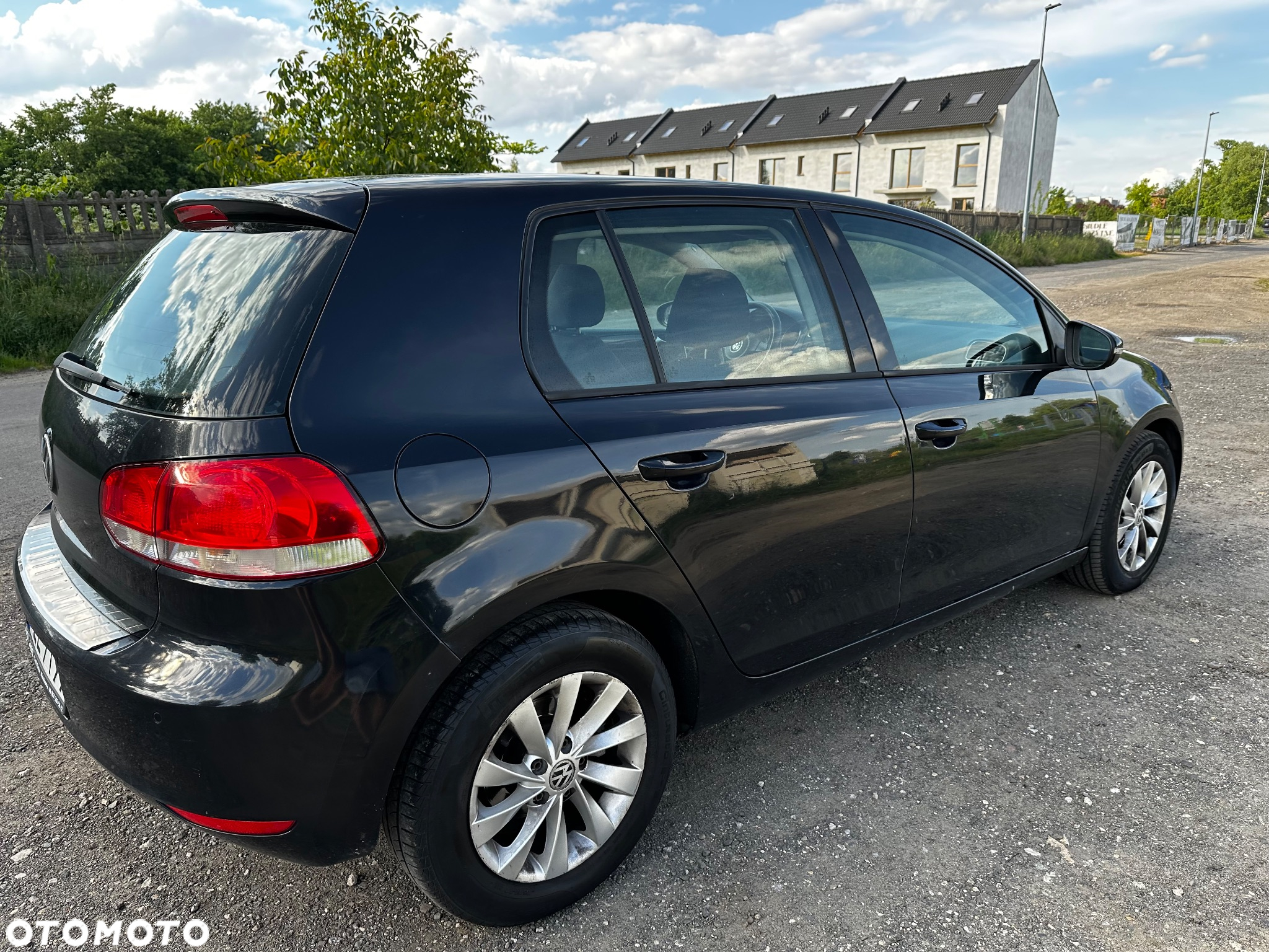 Volkswagen Golf 1.6 TDI DPF MATCH - 13