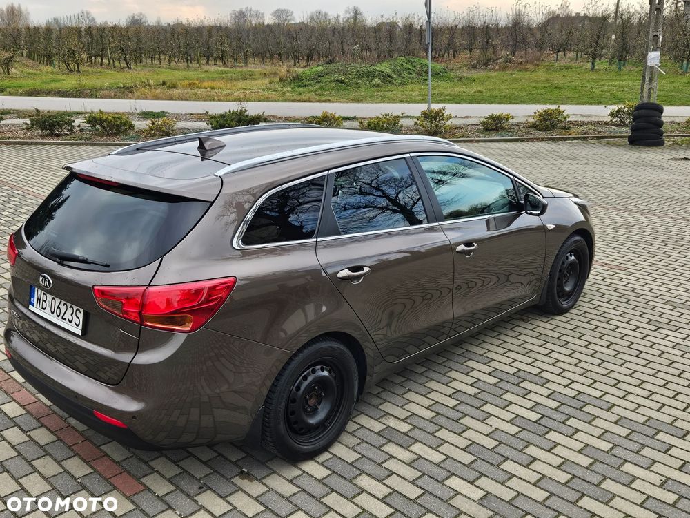 Kia Ceed 1.6 GDI L - 10