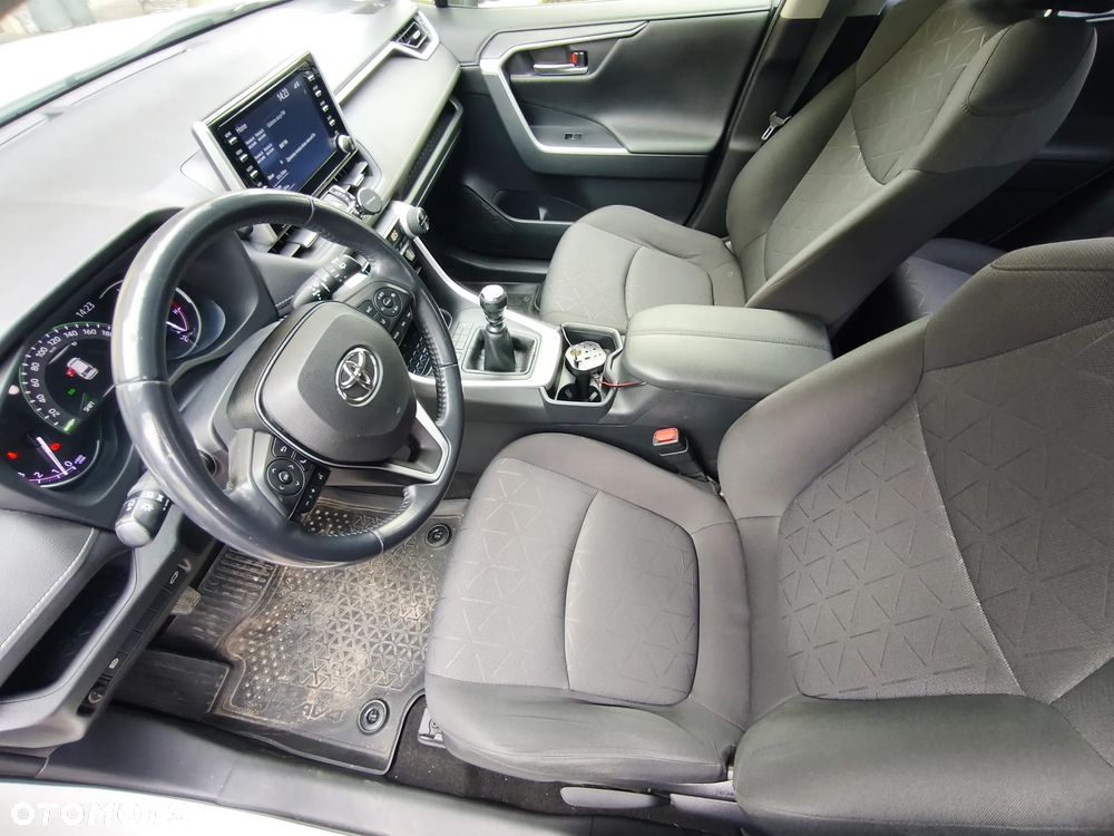 Toyota RAV4 2.0 Comfort 4x2 - 31