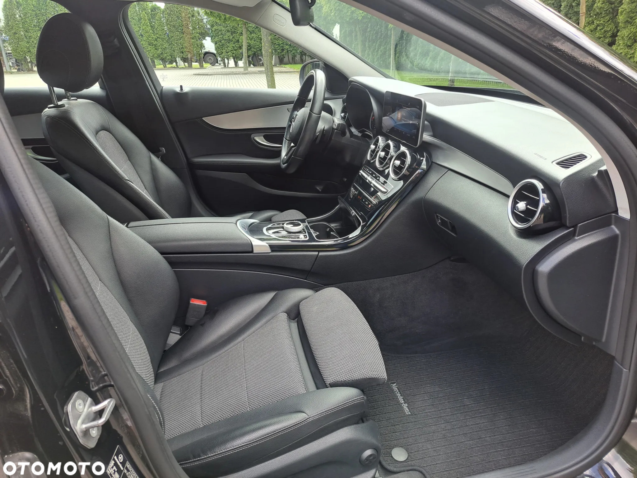 Mercedes-Benz Klasa C 220 d T 9G-TRONIC Avantgarde - 25