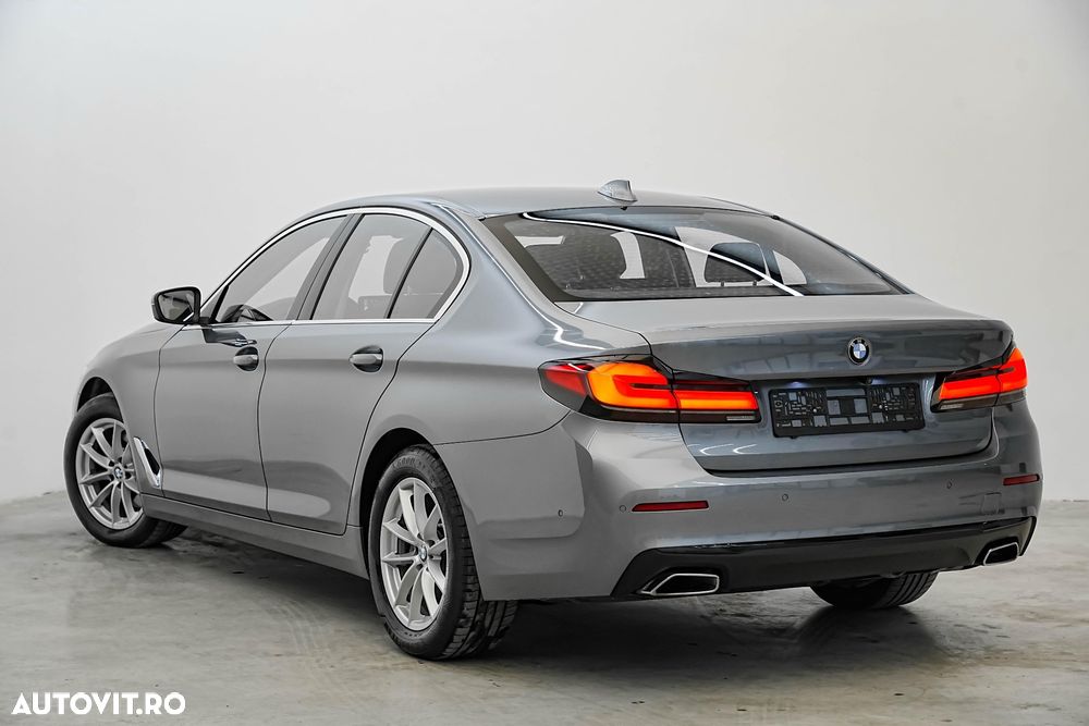 BMW Seria 5 520d xDrive Aut. - 10