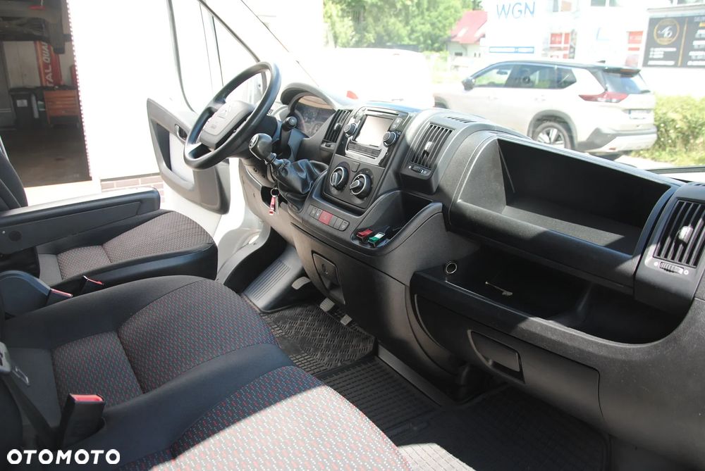 Citroën JUMPER - 12